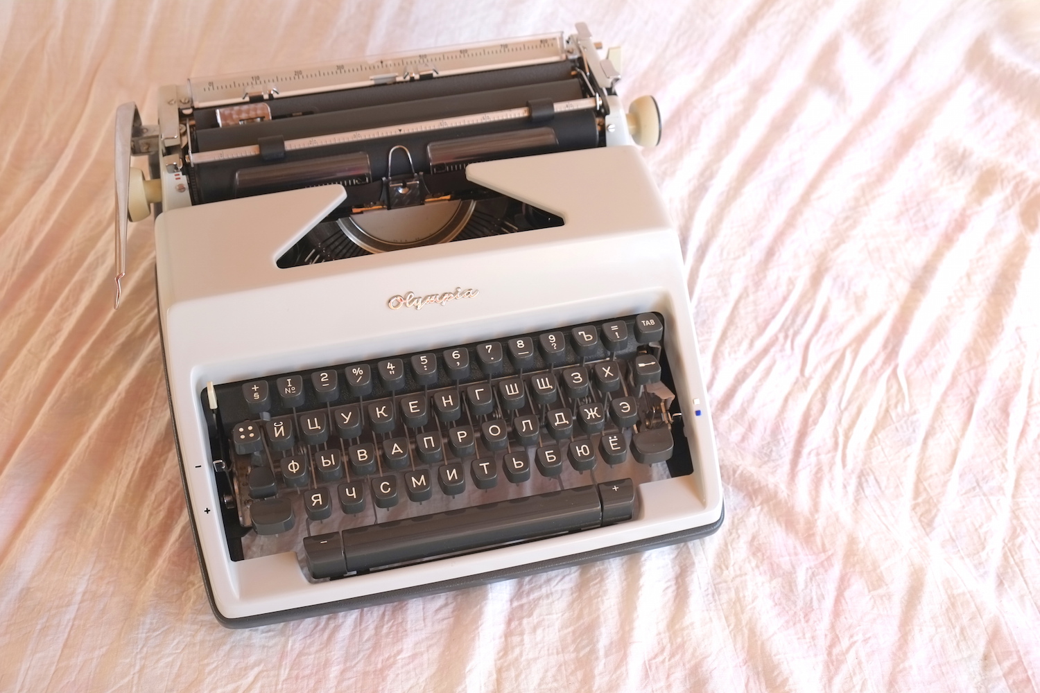 Пишущая печатная машинка Olympia SM9