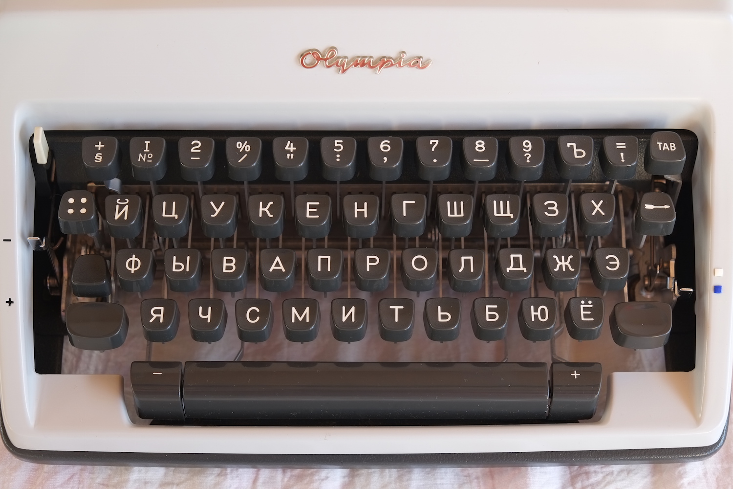 Пишущая печатная машинка Olympia SM9